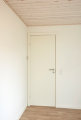 Stabil hvitmalt dør - 82,5 x 204 cm